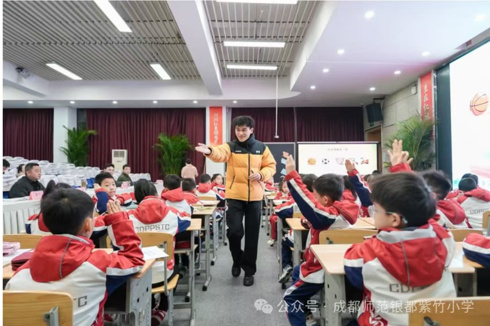 赋能成长，智启新程——多元化教师培训助力教育高质量发展