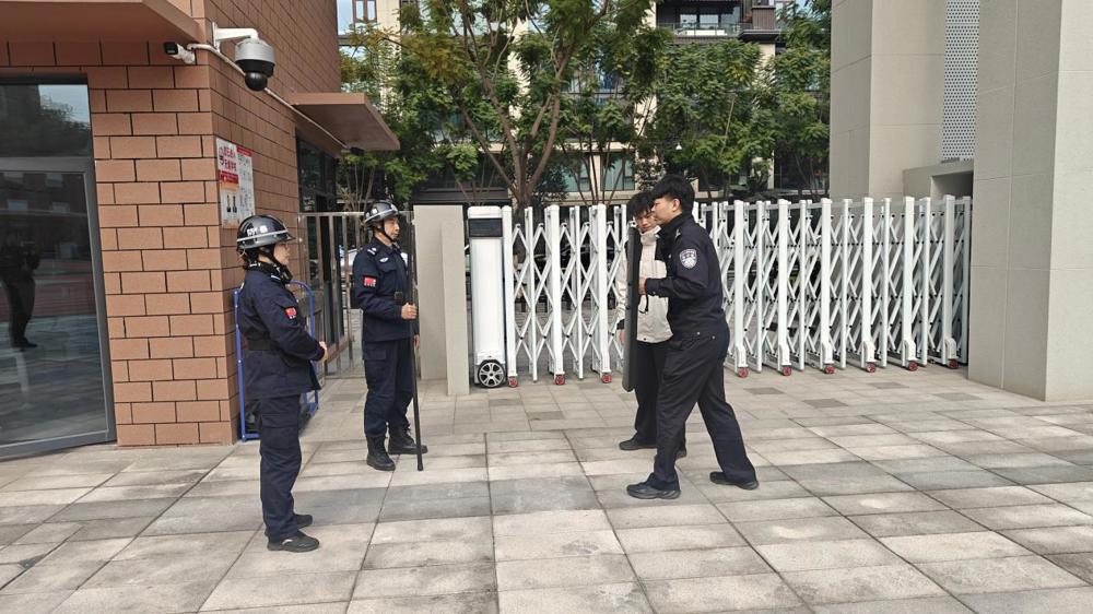 e8fd5f2c9f3c3b8c7ee3f65a1feb5143